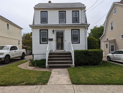 86 Elmwood Street, Valley Stream, NY, 11581
