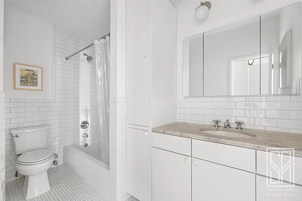 Sold by Compass | media 5