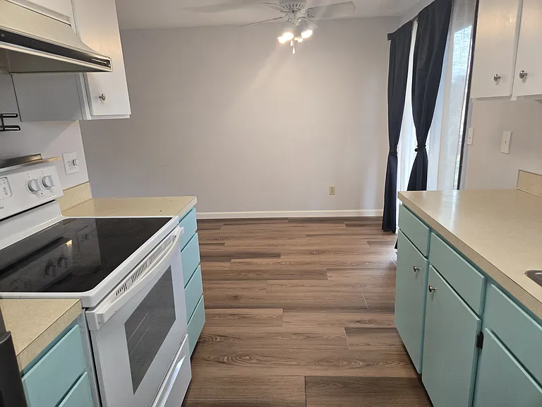 3951 SE Boise St — Photo 8