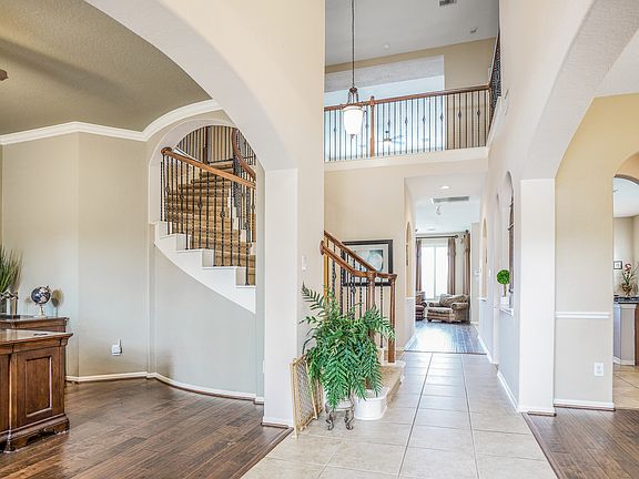 5th image of 4223 Killian Ct