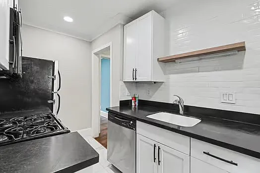 801 Piedmont Way NE — Photo 12