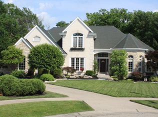1184 Greenery Ln, Cincinnati, OH 45233