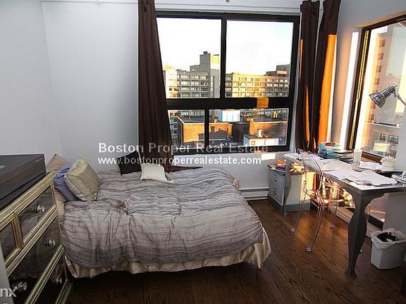 12 Stoneholm St. #624 Boston - Fenway Unit Photo 2