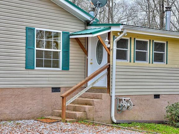 4th image of 1041 W Lake Dr