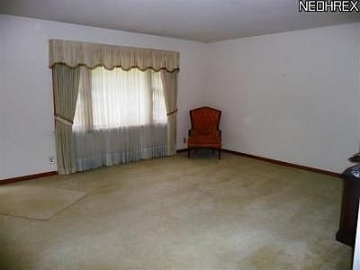 3rd image of 4485 Fruitland Ave