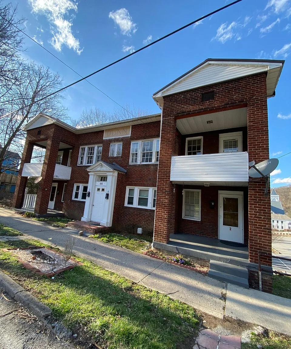 111 Ramsey Street - 4 — Photo 1