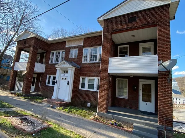 111 Ramsey St #4, Bluefield, WV 24701