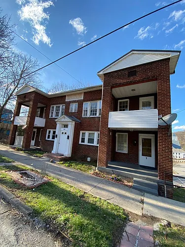 111 Ramsey St #4 Photo 1