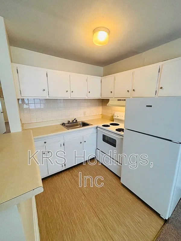 Building Photo - 938 W Ocean View Ave #9