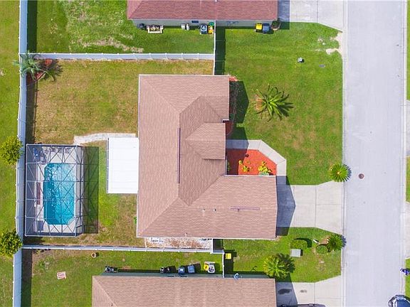 2nd image of 8681 Pebblebrooke Way
