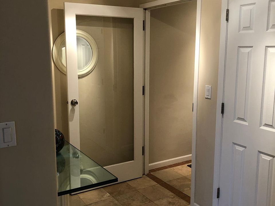 1st image of 70 W Huron St APT 405