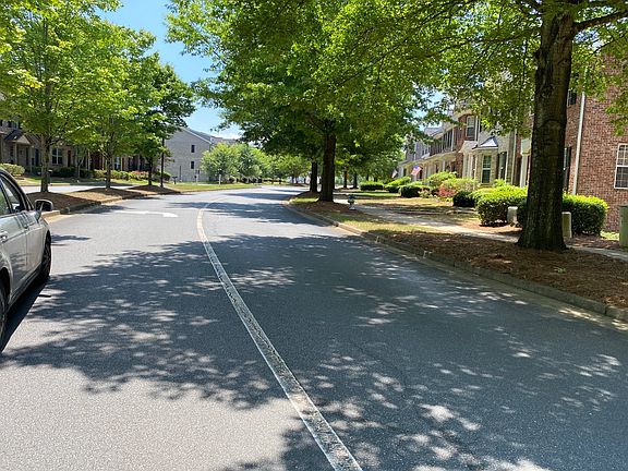5th image of 117 River Park Xing