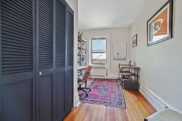 Sold by Avenue Sotheby's International Realty