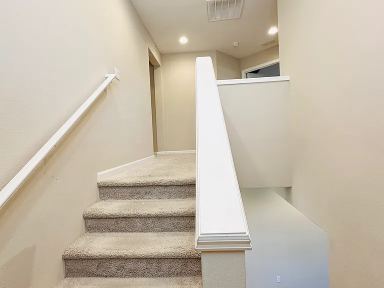 17090 NW Anita St — Photo 31
