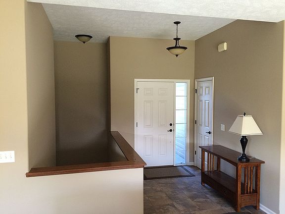 3rd image of 7963 Shadow Lake Dr