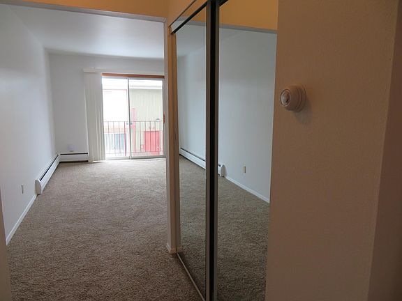 3rd image of 3719 S Chicago Ave APT 8