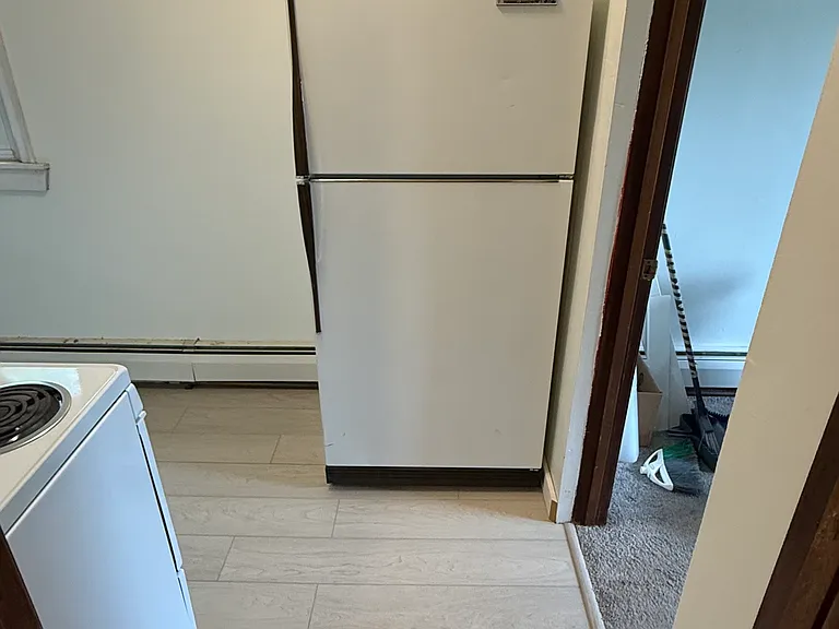 649 Erie St SE #2 — Photo 14