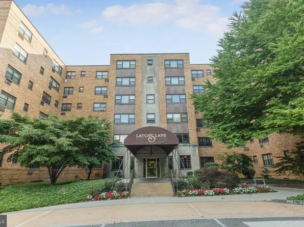 40 Old Lancaster Rd APT 413, Merion Station, PA 19066