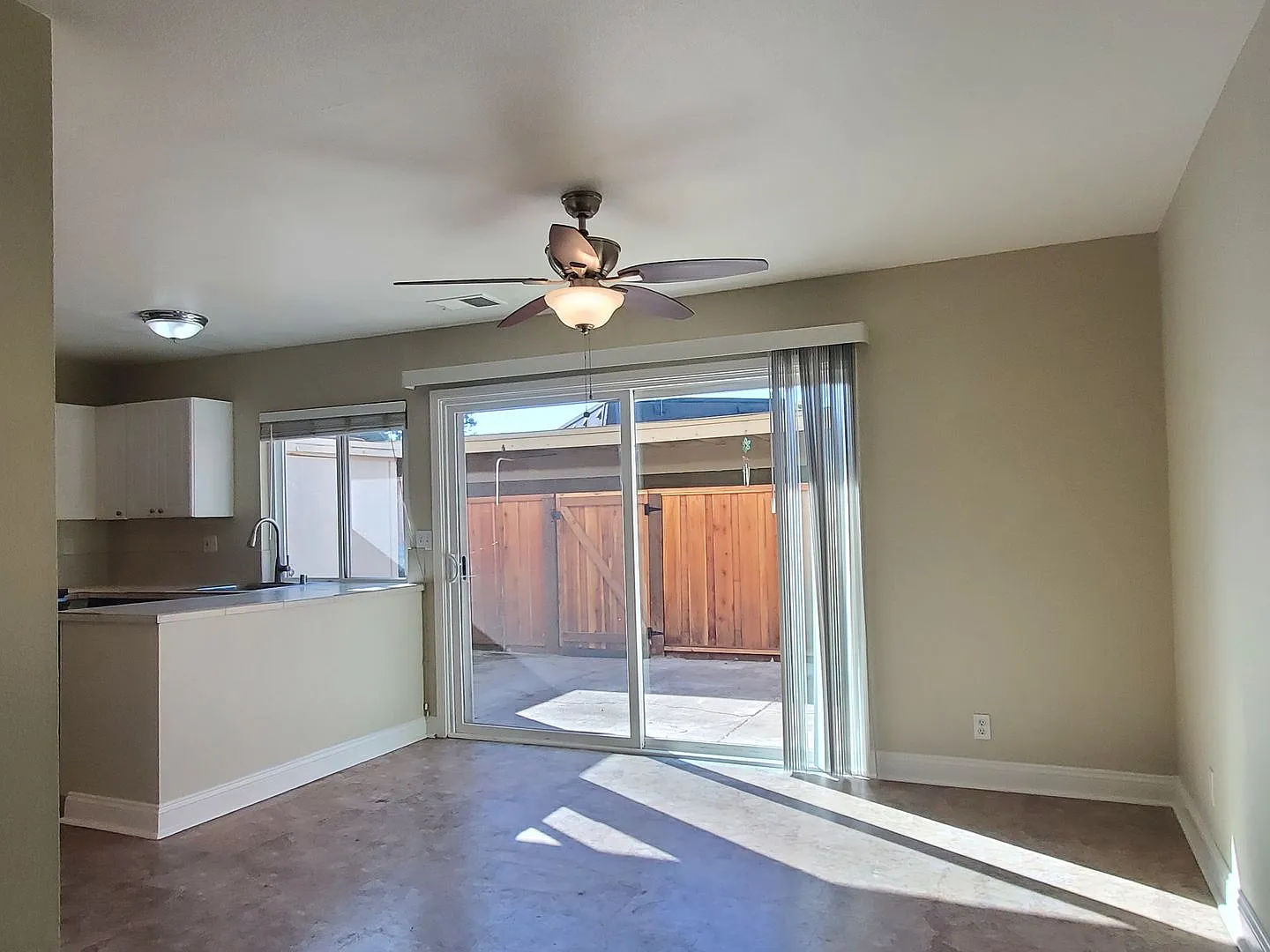 Spacious 2-Story Townhome, A/C, Remodeled Bathrooms, Fresh Paint, Patio, 2C Parking, Great Location! — Photo 3