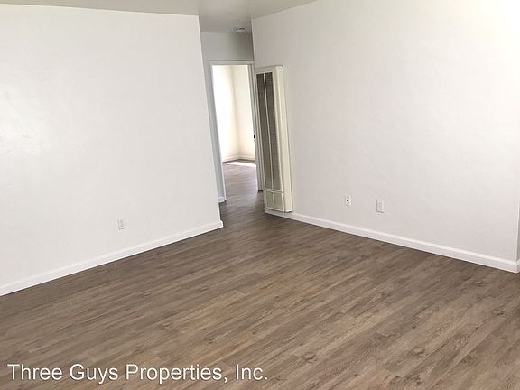 3rd image of 3039 Macaulay St