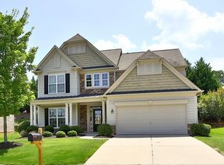 290 Hammersmith Dr, Suwanee, GA 30024