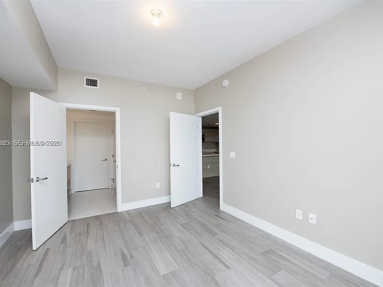 16385 Biscayne Blvd #2515 — Photo 9