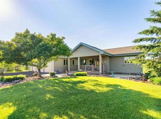 177 Pinecone Dr, Esko, MN 55733