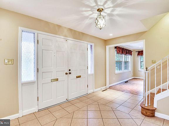2nd image of 7408 Admiral Dr