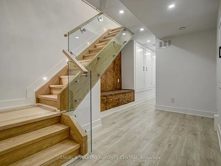 230 Willow Ave — Photo 21