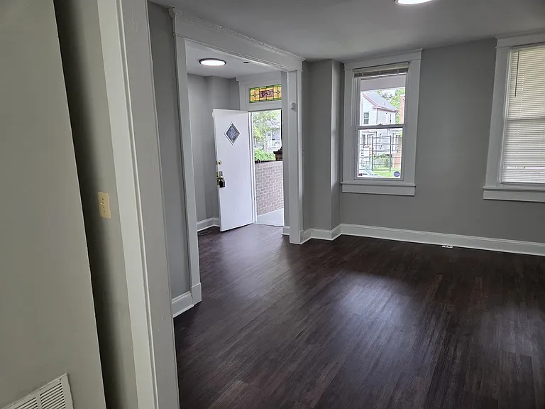 743 Springfield Ave — Photo 21