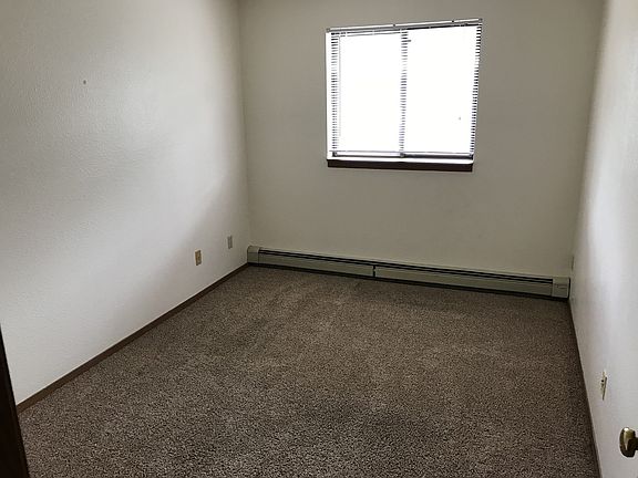 5th image of 624 13th St S #Us-303