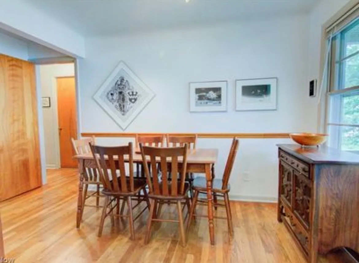3 bed, 1.5 bath, 1414 sqft, $1,800 — Photo 3