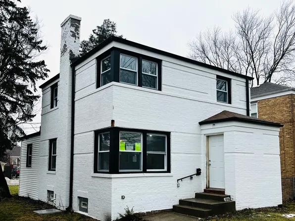 2116 S 19th Ave, Broadview, IL 60155