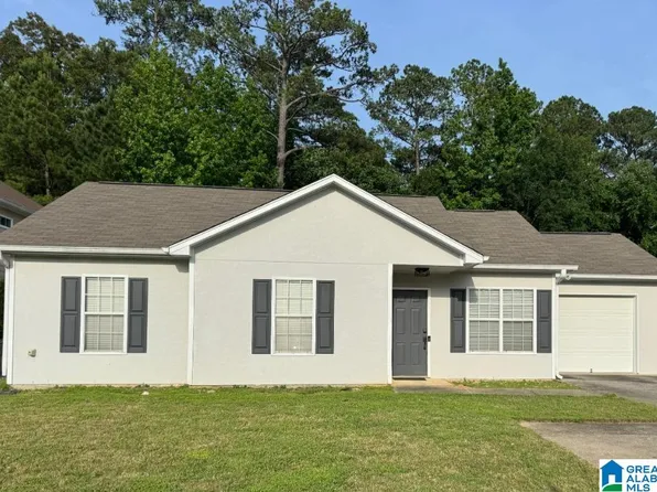 228 Meriweather Ln, Calera, AL 35040