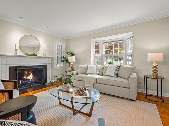 4th image of 33 Exeter Rd