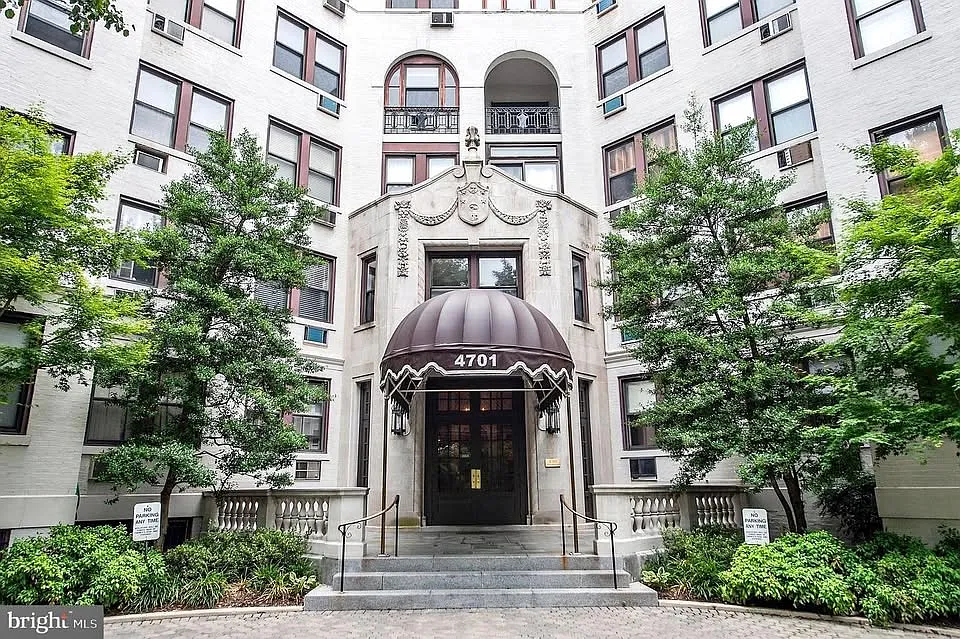 Front of building "Truman House"