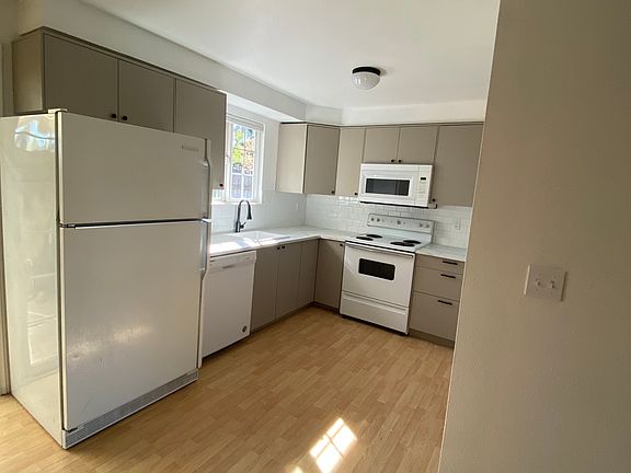 4th image of 1101 Hughes St #1101