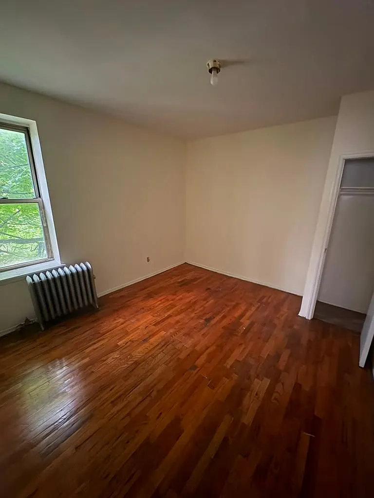 10 Mooney Pl — Photo 3