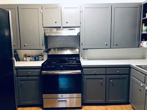 2nd image of 405 W Wrights Ave