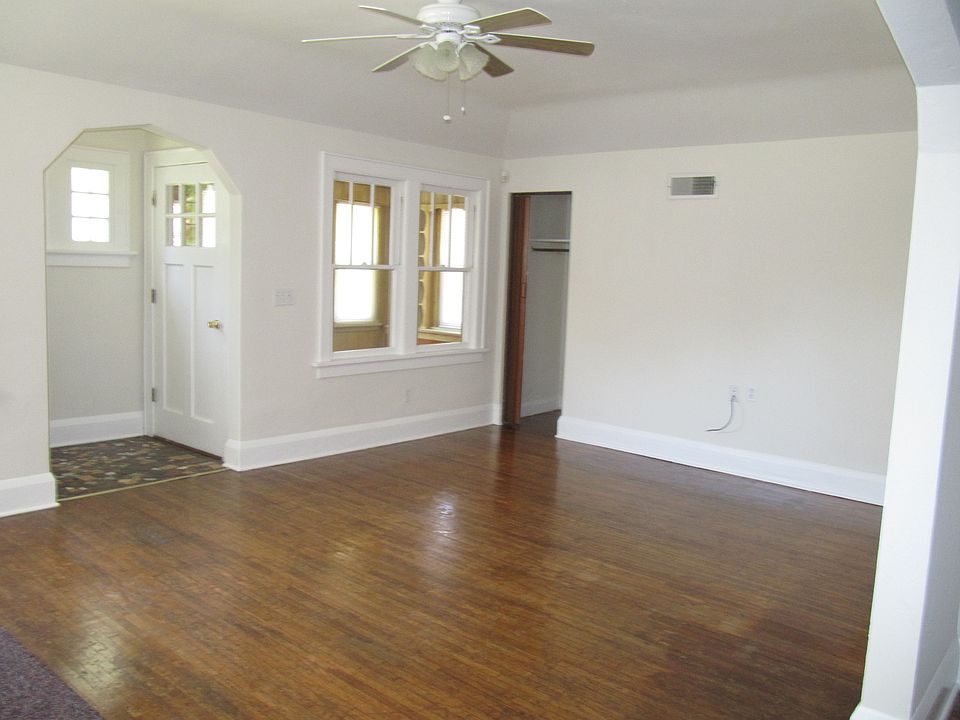 2nd image of 1026 Mackow Dr