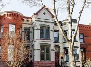 252 9th St NE, Washington, DC 20002