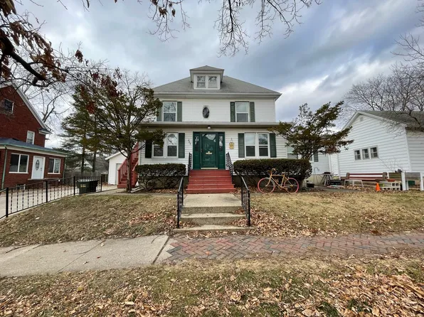 206 W High St, Urbana, IL 61801