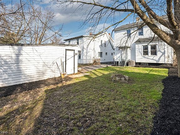 5th image of 13620 S Parkway Dr