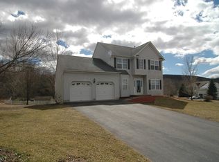 74 Shippen Rdg, Oxford, NJ 07863
