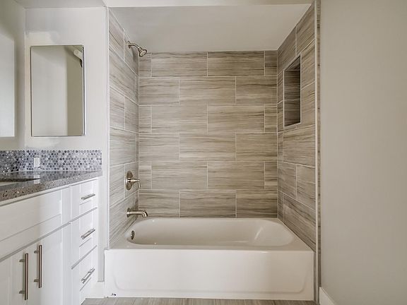 5th image of 4591 Gila Ave #002