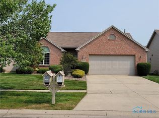 10084 N Shannon Hills Dr, Perrysburg, OH 43551