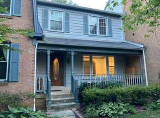12462 Sweet Leaf Ter, Fairfax, VA 22033