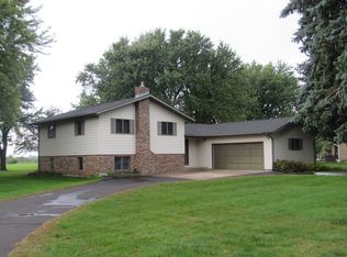 405 8th St SE, Fulda, MN 56131