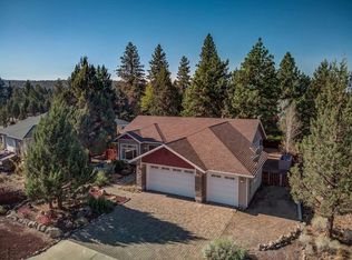 15425 Lakeside Dr, Weed, CA 96094