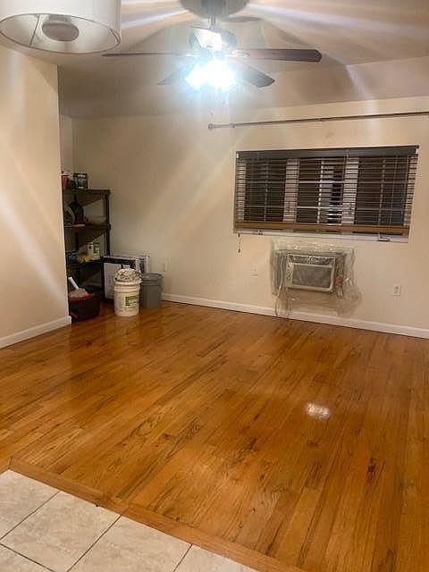 1st image of 201 Robinson Ave #3